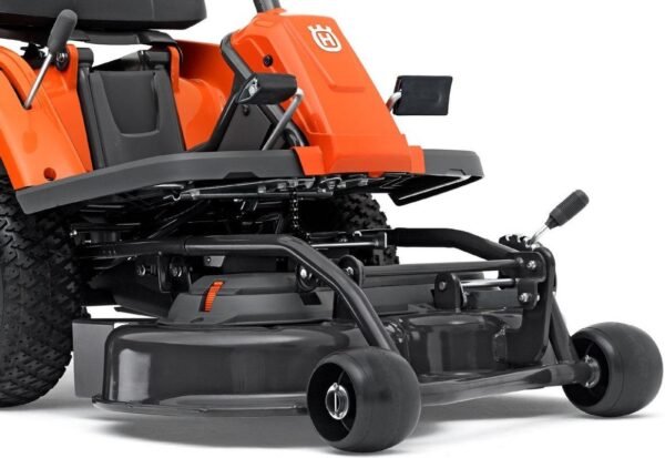 Husqvarna R 112C5 – Kompakter Frontmäher mit Combi 85 Mähdeck